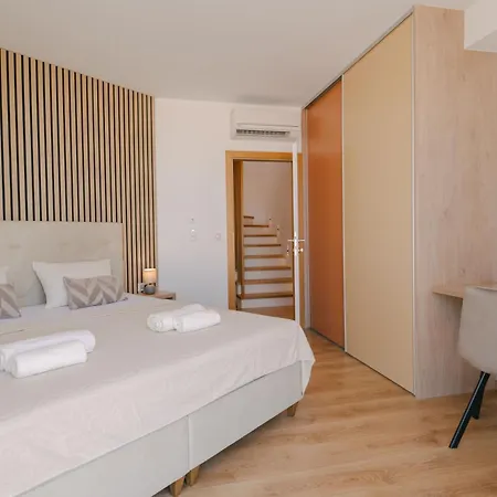 A'more Villa Preko