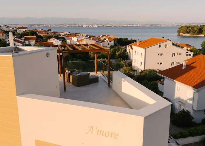 A'more Вилла Преко